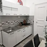Cozy Flats Near Kazinczy Downtown Apartamento